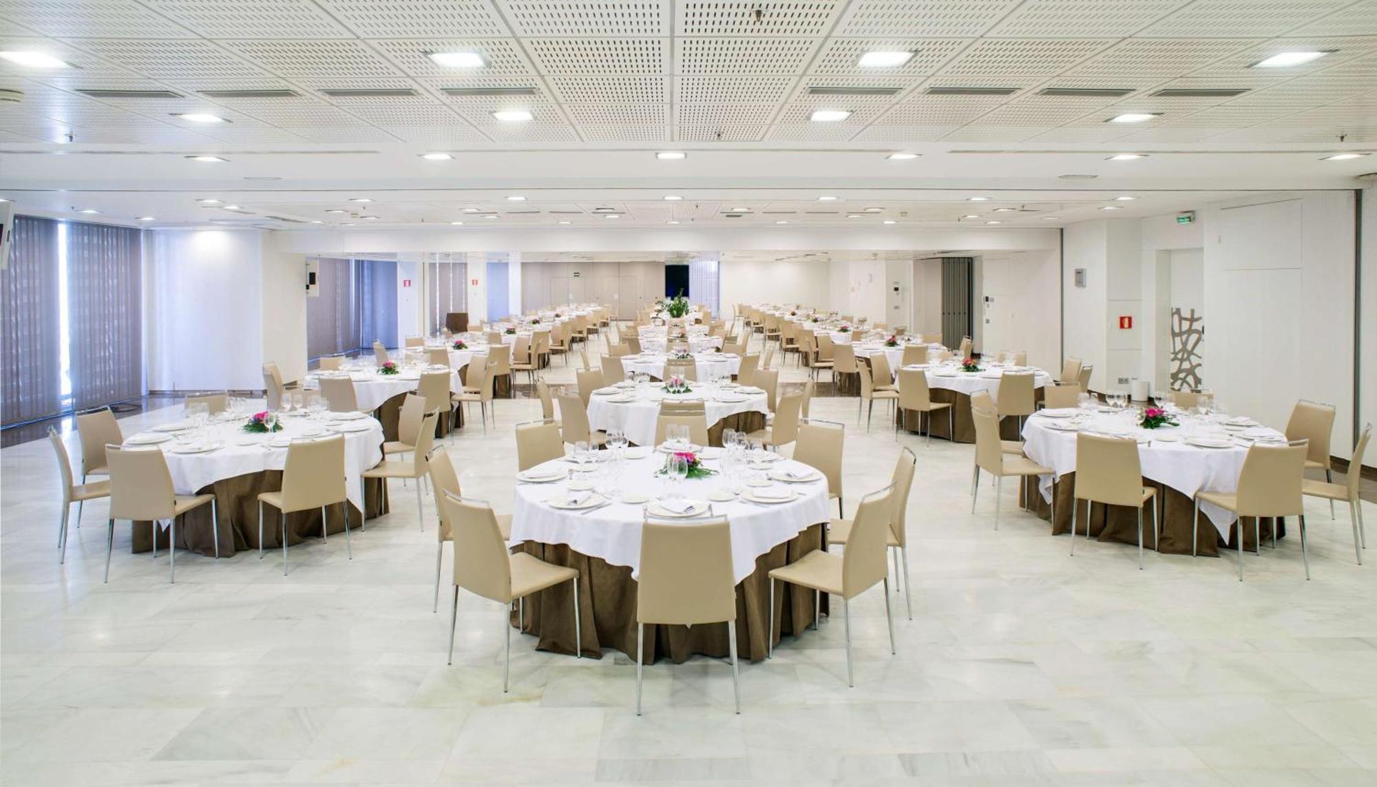 Nh Collection Madrid Eurobuilding Hotel Exterior foto