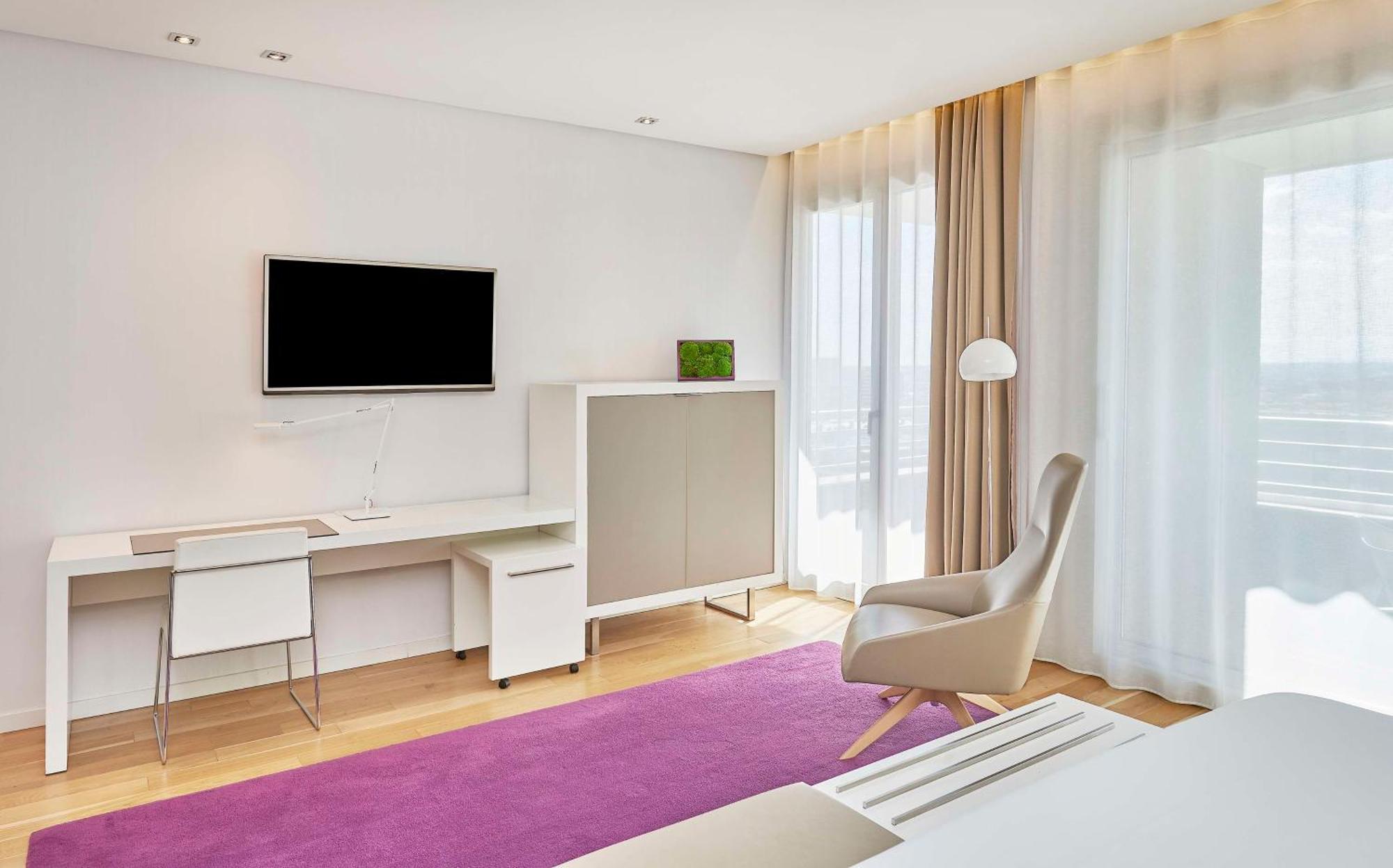 Nh Collection Madrid Eurobuilding Hotel Exterior foto